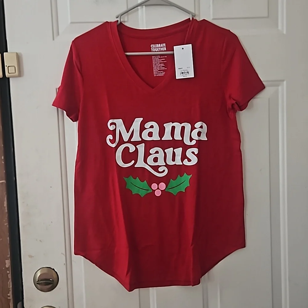 CELEBRATE TOGETHER MAMA CLAUS TEE: RED: NEW WITH TAGS: SIZE XS